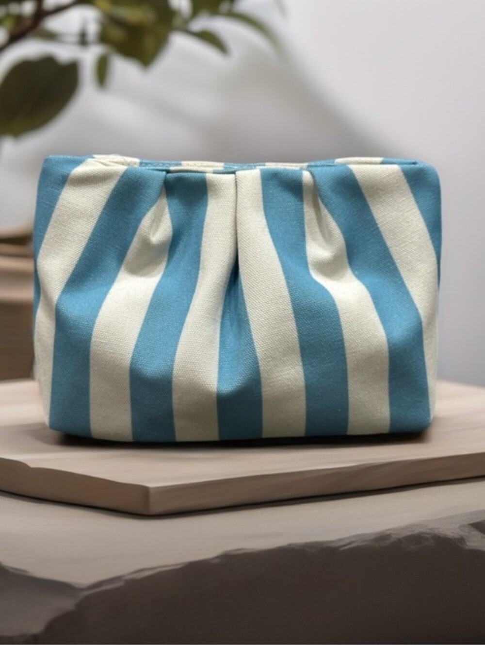 Pureology - Striped Canvas Snap Pouch - Clutch 🩵🤍